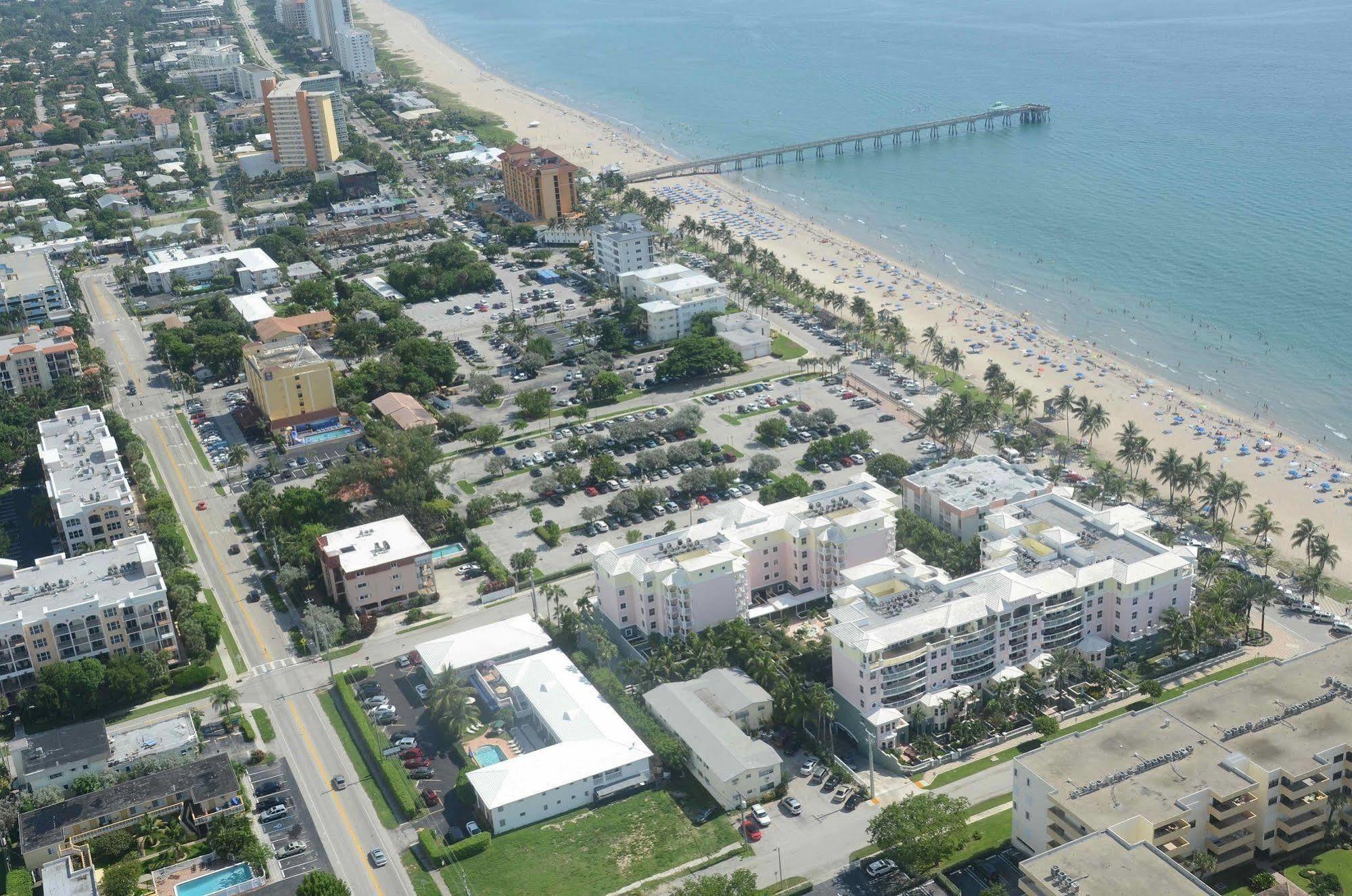 Carriage House Resort Deerfield Beach Esterno foto