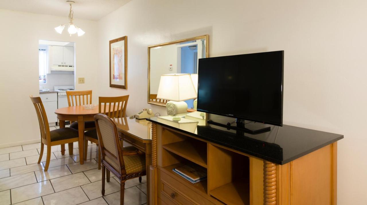Carriage House Resort Deerfield Beach Esterno foto